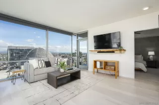 Photo #6: 2600851 Listing 