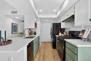 Photo #2: 2600866 Listing 