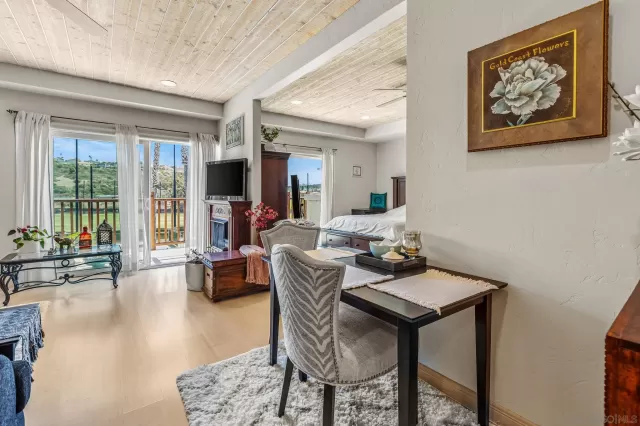 MLS: 2600881 Condo For Sale