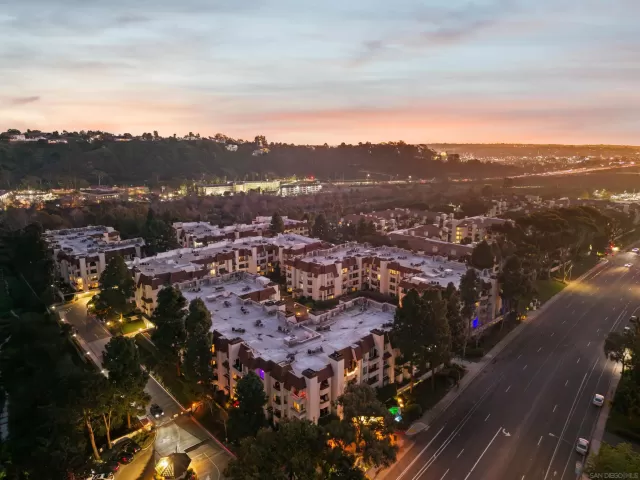 MLS: 2600918 Condo For Sale