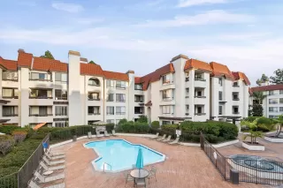 Photo #6: 2600918 Listing 