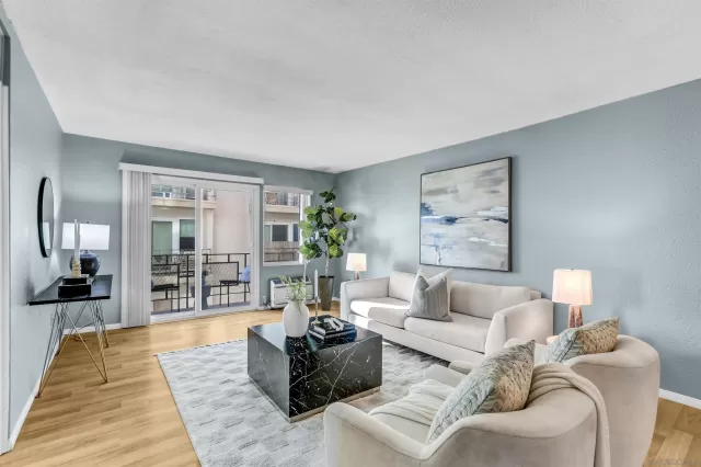 MLS: 2600932 Condo For Sale