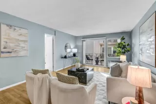 Photo #1: 2600932 Listing 