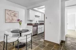 Photo #5: 2600932 Listing 