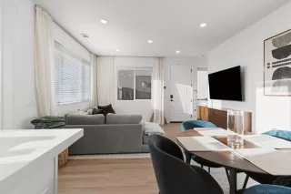 Photo #3: 2600938 Listing 