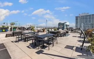 Photo #5: 2600973 Listing 