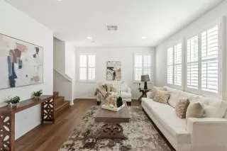 Photo #4: 2600976 Listing 