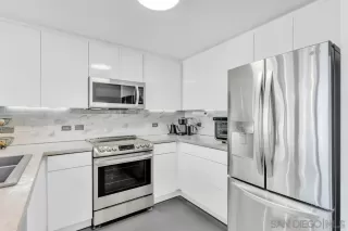 Photo #2: 2600985 Listing 