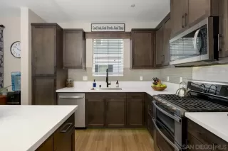 Photo #2: 2600989 Listing 