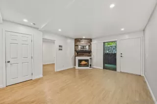 Photo #1: 2601000 Listing