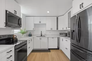 Photo #6: 2601013 Listing