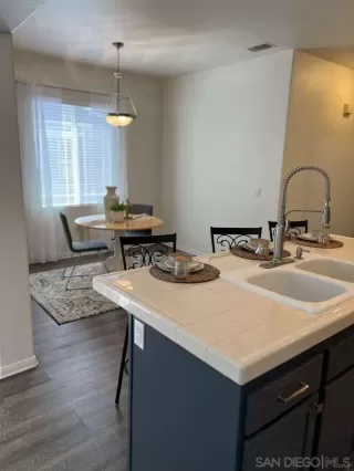 Photo #6: 2601022 Listing 