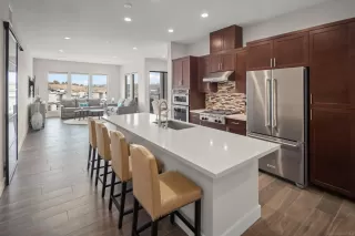 Photo #2: 2601044 Listing 