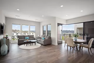 Photo #4: 2601044 Listing 