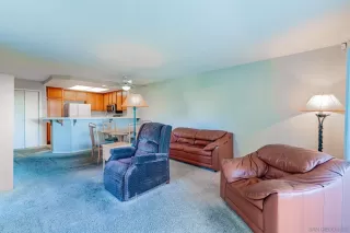 Photo #4: 2601052 Listing 