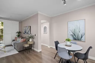 Photo #1: 2601073 Listing 