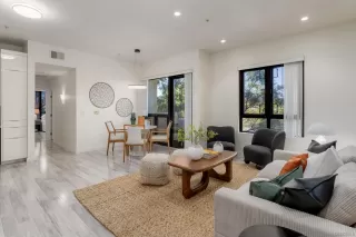 Photo #3: 2601079 Listing