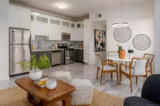 Photo #4: 2601079 Listing