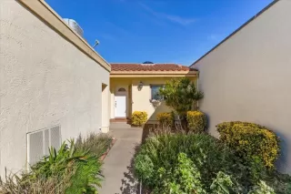 Photo #5: 2601083 Listing