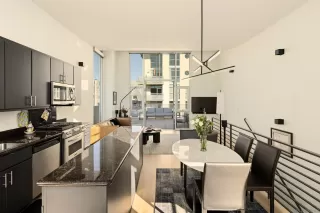 Photo #3: 2601085 Listing 