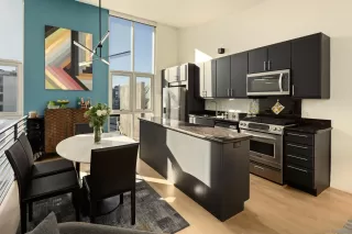 Photo #4: 2601085 Listing 