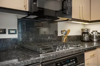 Photo #6: 2601097 Listing 