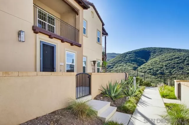 MLS: 2601102 Condo For Sale