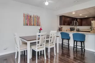 Photo #5: 2601105 Listing