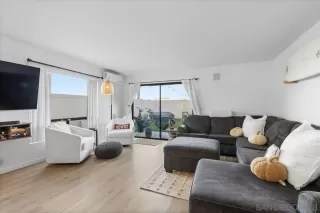 Photo #1: 2601112 Listing