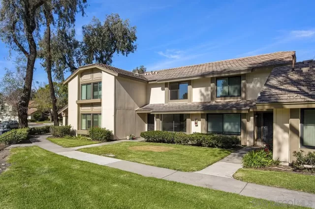 MLS: 2601149 Condo For Sale