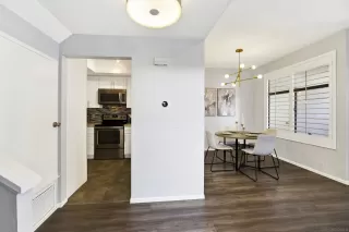 Photo #4: 2601155 Listing 