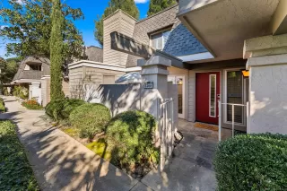 Photo #2: 2601171 Listing 