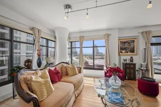 Photo #5: 2601175 Listing 