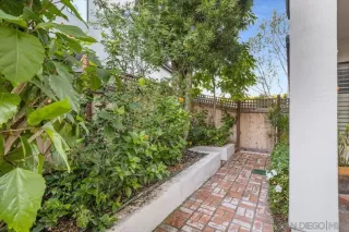 Photo #6: 2601186 Listing 