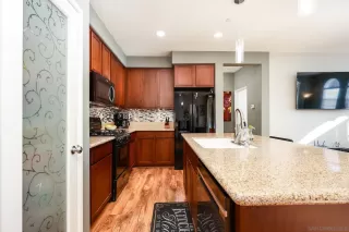 Photo #3: 2601191 Listing