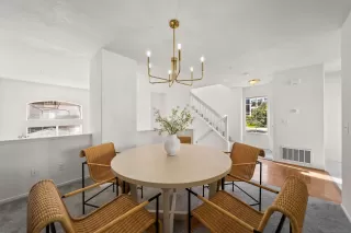 Photo #6: 2601192 Listing 