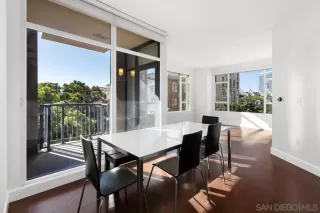 Photo #2: 2601224 Listing 