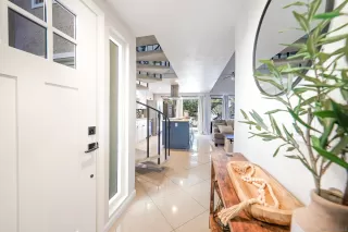 Photo #1: 2601249 Listing 