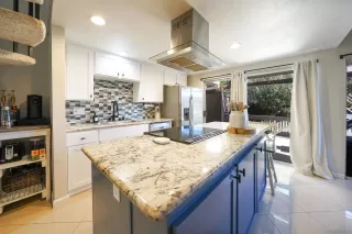 Photo #5: 2601249 Listing 