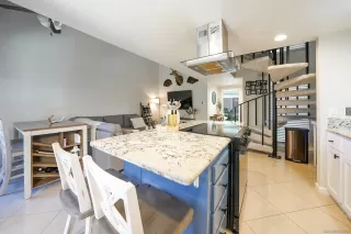 Photo #6: 2601249 Listing 