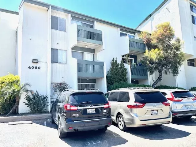 MLS: AR24070534 Condo For Sale