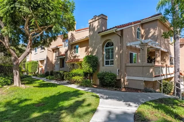 MLS: AR26182254 Condo For Sale