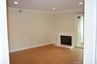 Photo #2: BB23103894 Listing