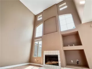 Photo #6: CV22150808 Listing