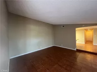 Photo #3: CV22255713 Listing 