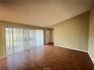 Photo #5: CV22255713 Listing 