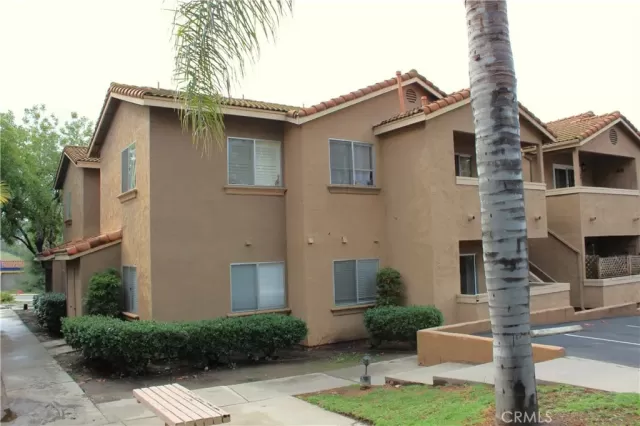 MLS: CV23002254 Condo For Sale