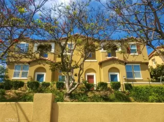 Photo #3: CV23052856 Listing