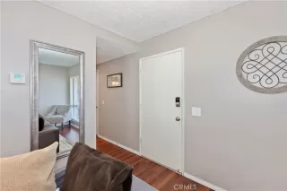 Photo #4: CV23066963 Listing 