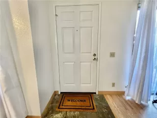 Photo #2: CV23096159 Listing